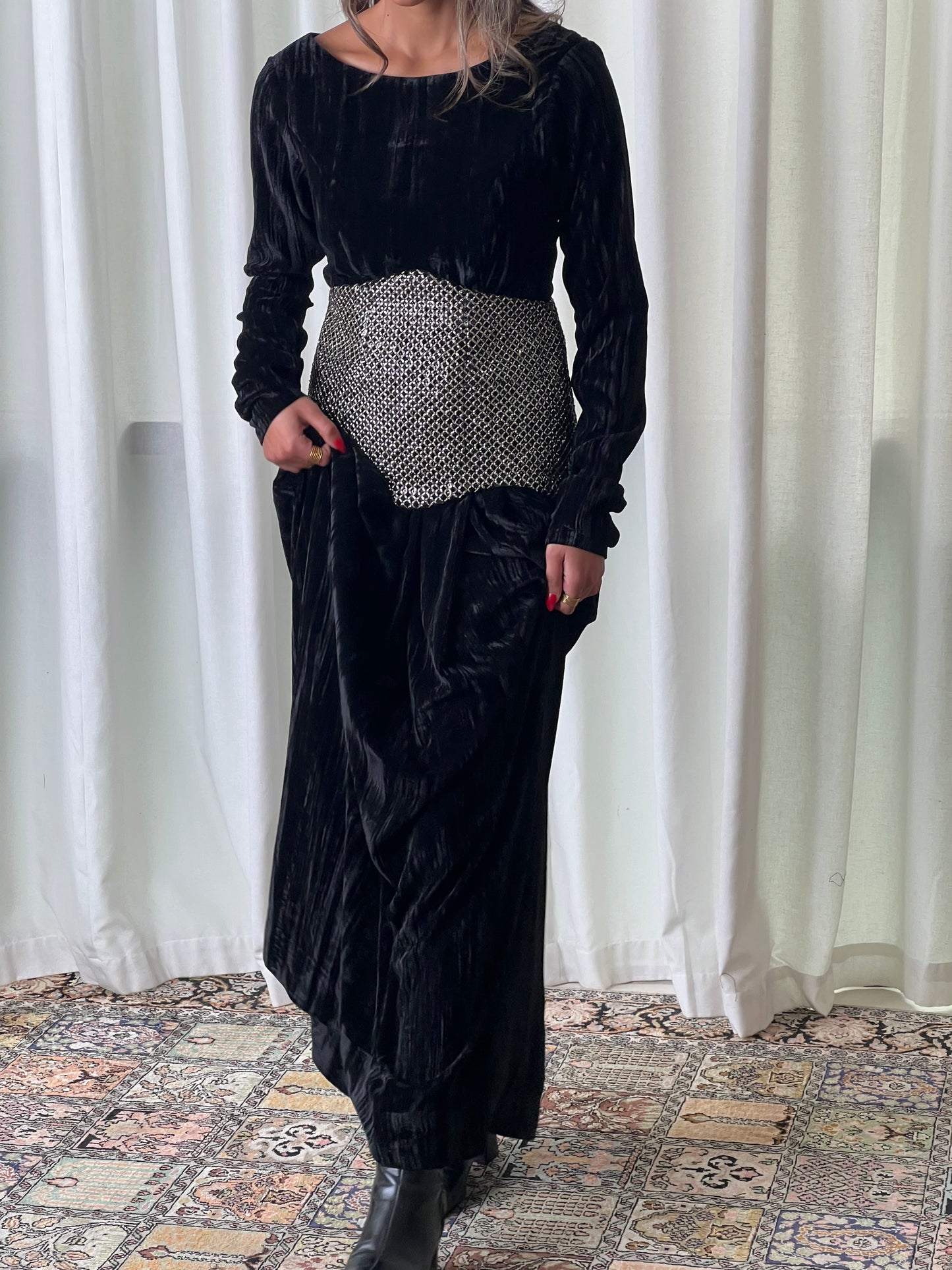 STELLA IN BLACK