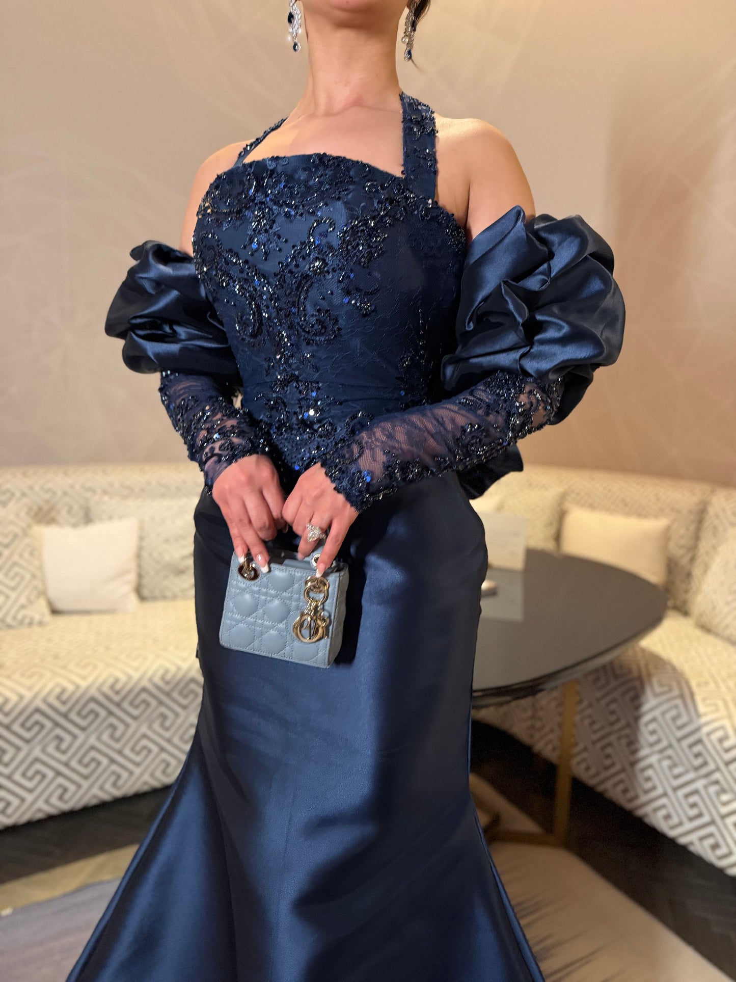 NILA in Néon Navy