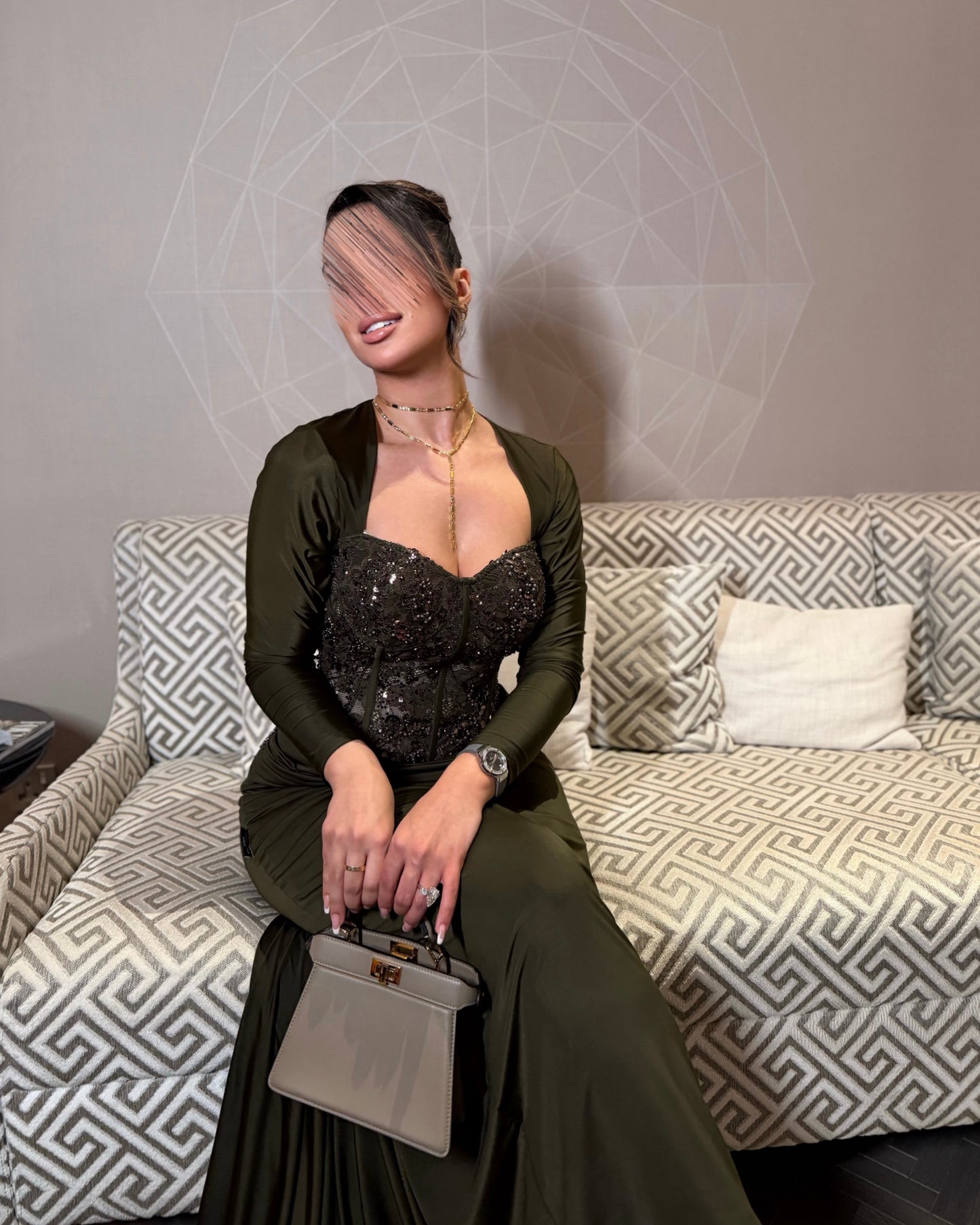 ZAYAN in Olive