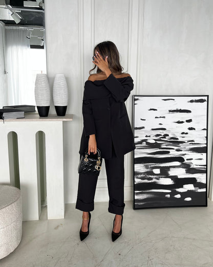 BLACK OFF SHOULDER BLAZER