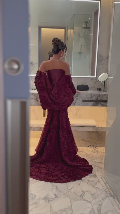 CINDERELLA in Maroon